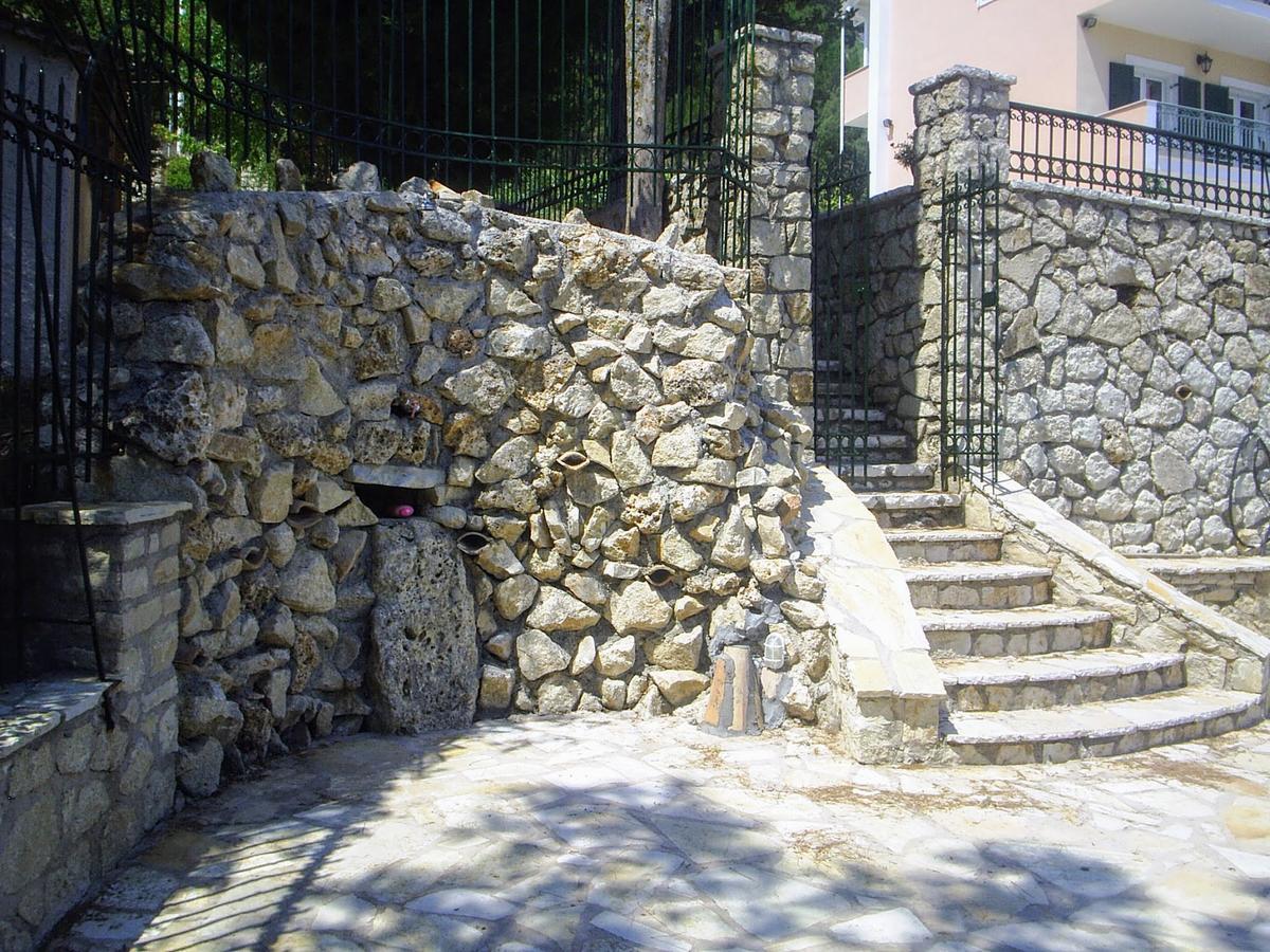 Estate Dafnopanagia Villa Magda Asprogerakata Exterior foto